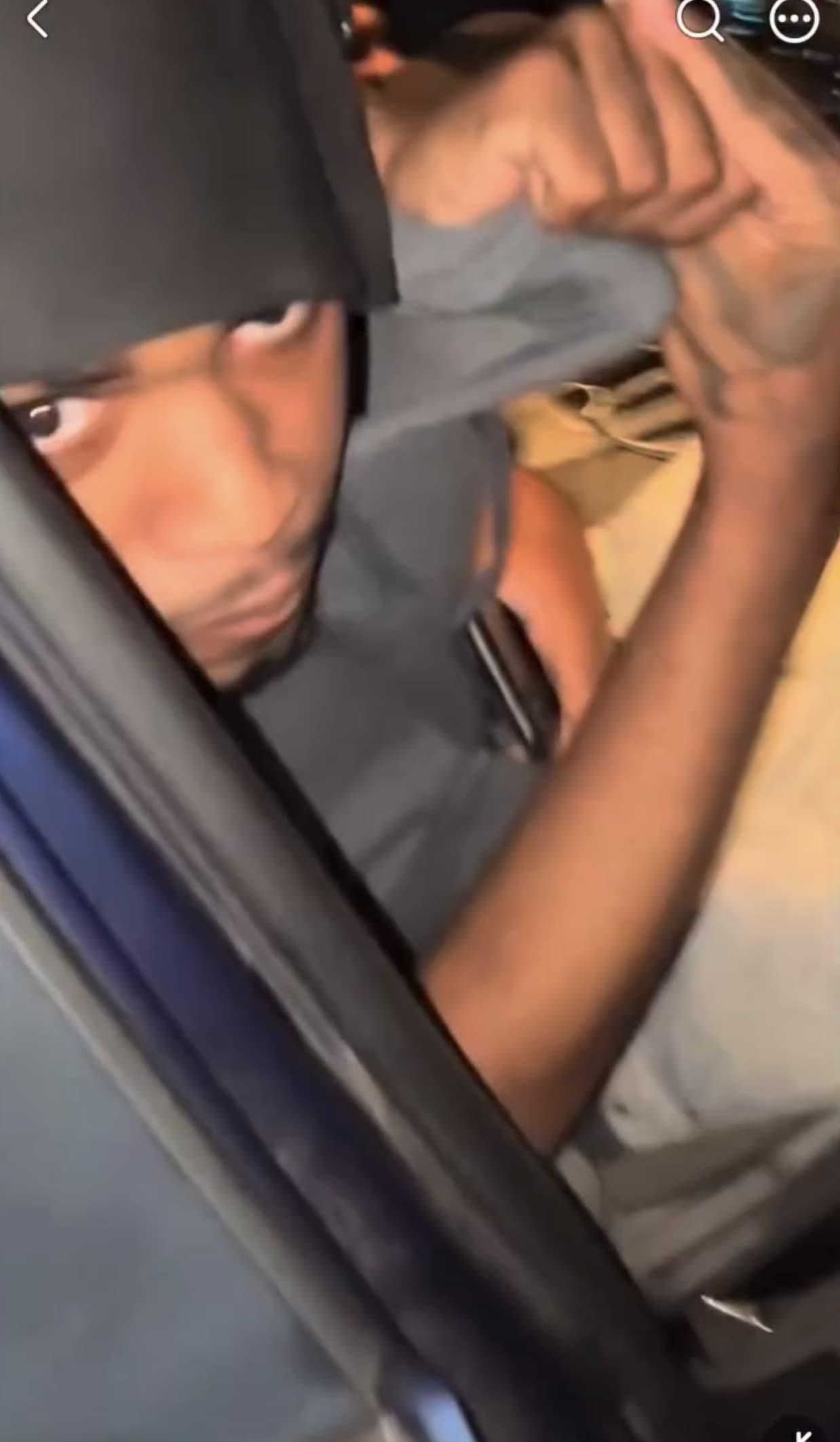 YN’s catch the opp that’s been talking to his Gf